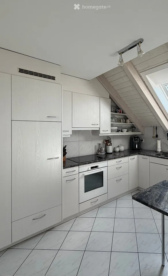 110 m² Wohnfläche plus rund 70 m² ausgebautes Estrichgeschoss – Foto 3 von 12