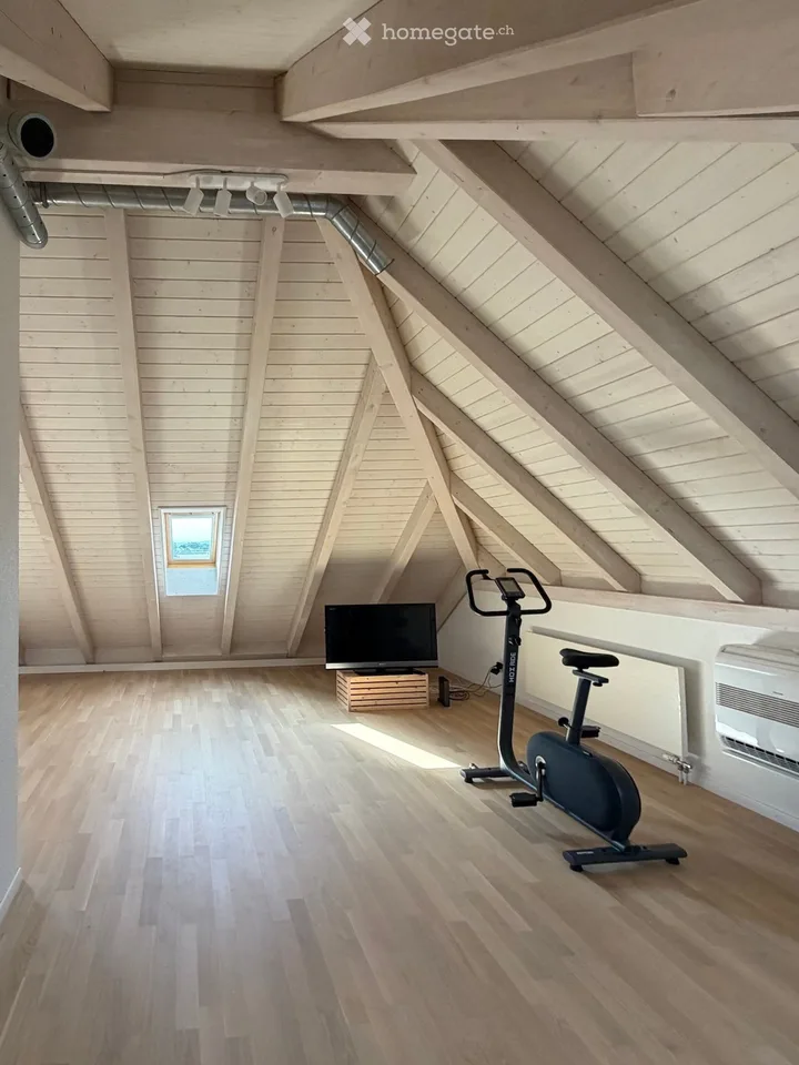 110 m² Wohnfläche plus rund 70 m² ausgebautes Estrichgeschoss – Foto 9 von 12