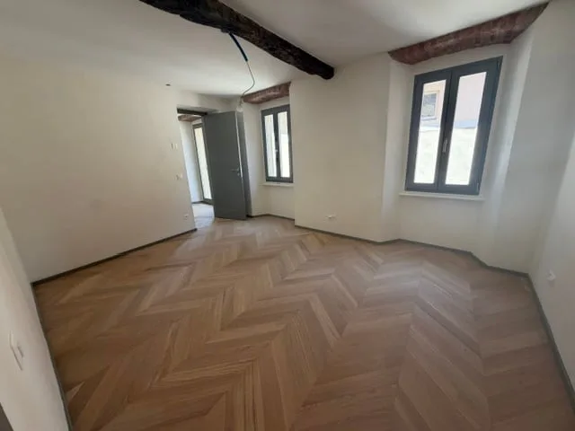 Appartements de charme dans un merveilleux bâtiment historique – photo 3 sur 10