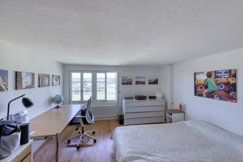 7.5-Zimmer-Bijoux mit viel Platz und Charme – Foto 9 von 15