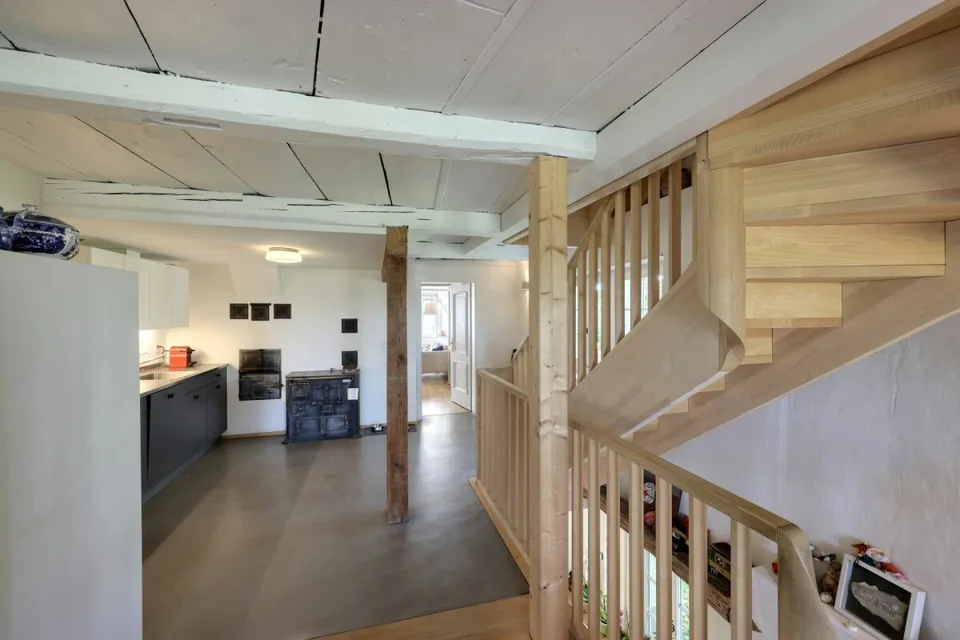 7.5-Zimmer-Bijoux mit viel Platz und Charme – Foto 4 von 15