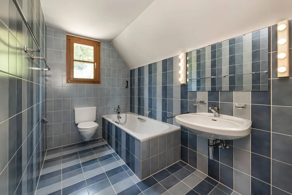 Freistehendes Einfamilienhaus mit viel Privatsphäre, grosszügigem G... – Foto 8 von 13