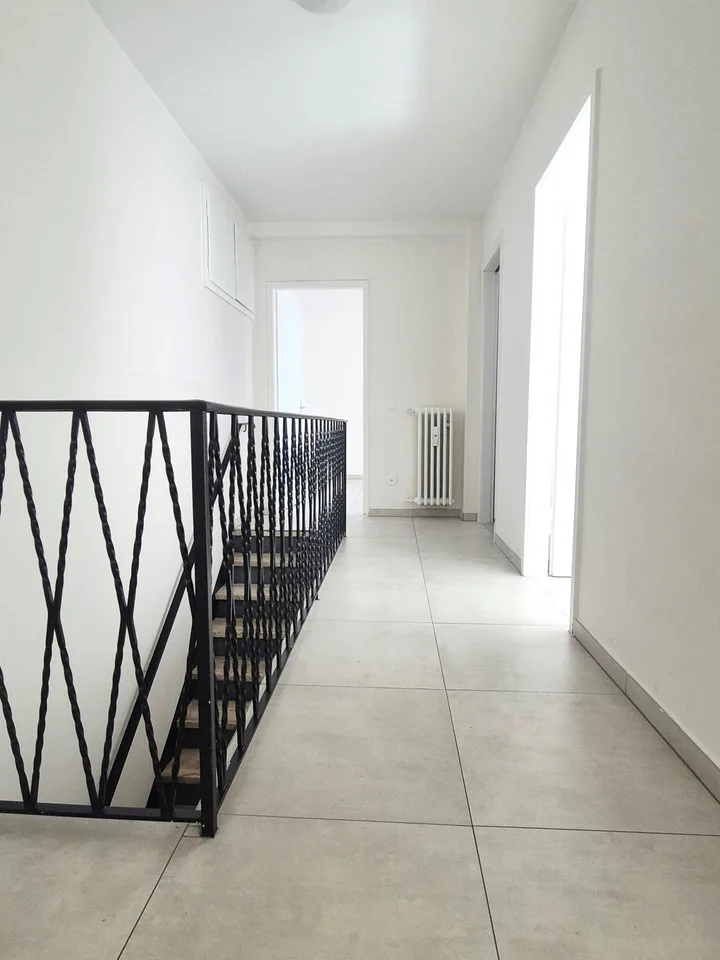 Wohnung 3.5 Zimmer komplett renoviert mit Seeblick – Foto 4 von 10