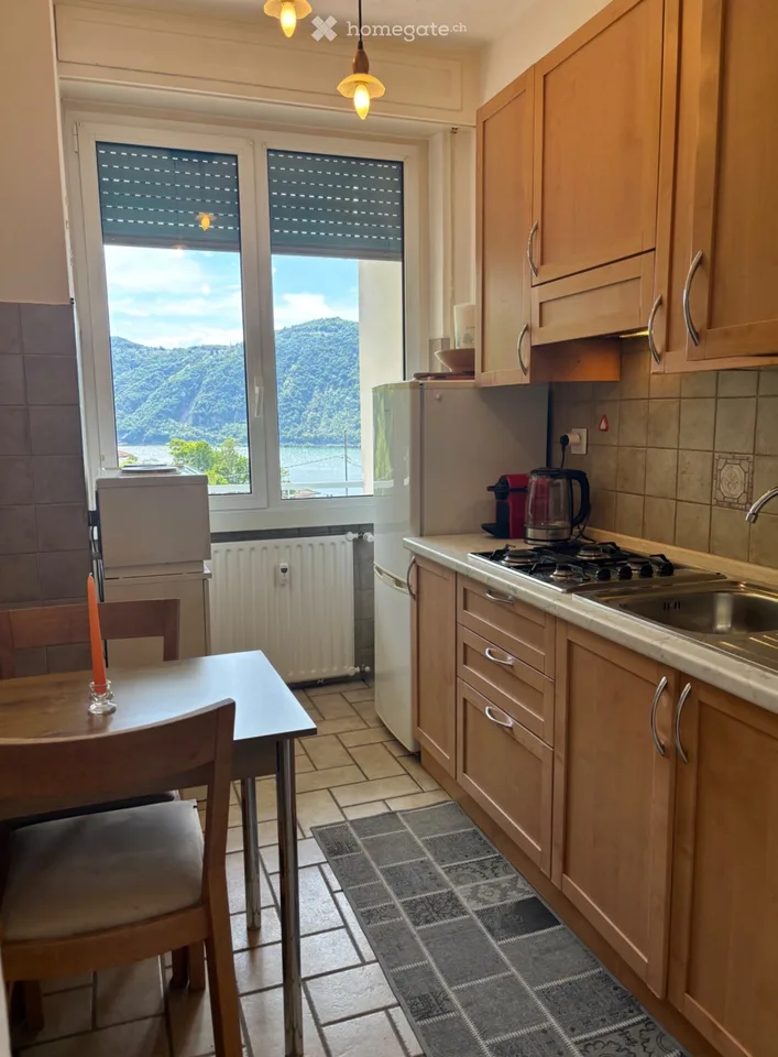 Einzimmerwohnung eingerichtet, separate Küche, Seeblick in Campione – Foto 4 von 5