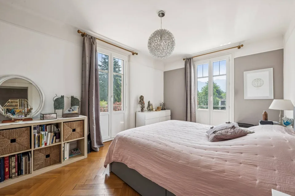 Villa de maître 13 pièces avec appartement indépendant, vue lac et montagnes – photo 6 sur 25