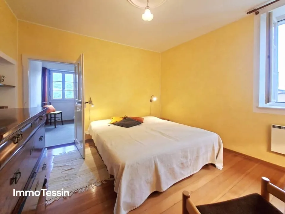 Maison rénovée avec amour au cœur du Nucleo de Bidogno avec son propre jardin à un prix imbattable – photo 10 sur 13