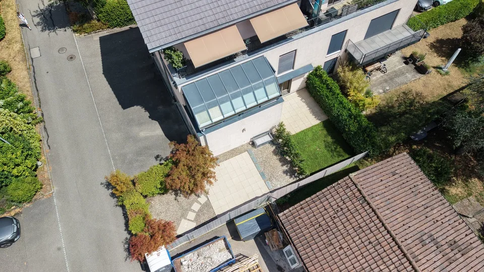 Schönes Doppelhaus mit Terrasse, Garten und Wintergarten – Foto 11 von 13
