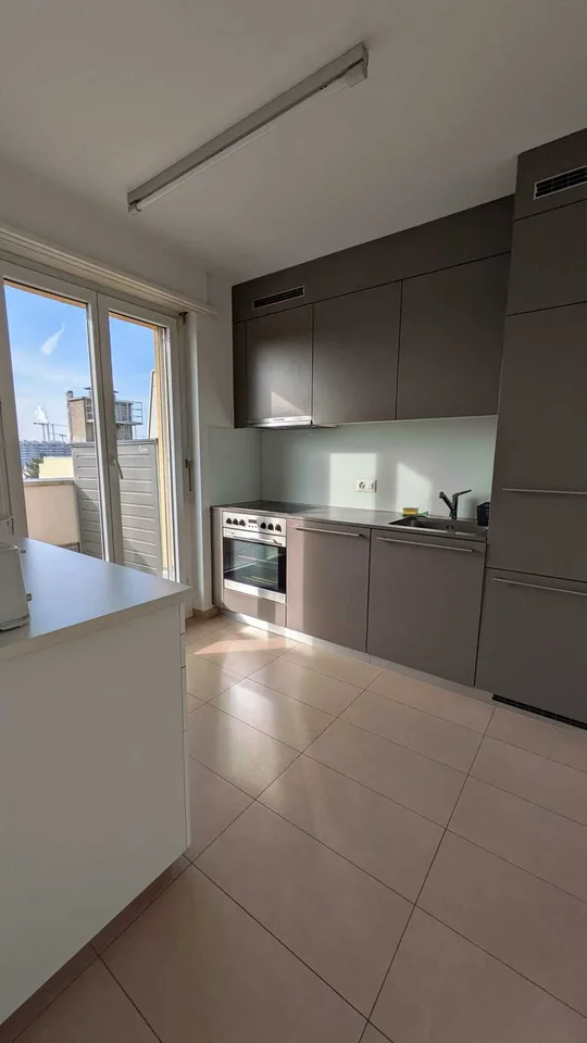 2½ ZI-WOHNUNG IN BASEL - ALTSTADT/KLEINBASEL, MÖBLIERT, TEMPORÄR – foto 5 di 10