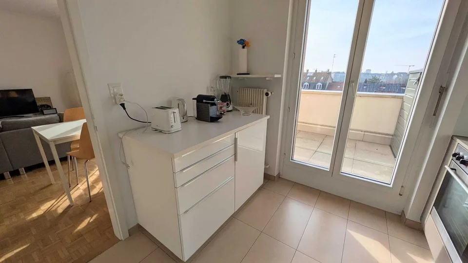 2½ ZI-WOHNUNG IN BASEL - ALTSTADT/KLEINBASEL, MÖBLIERT, TEMPORÄR – foto 7 di 10