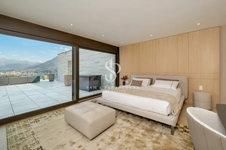 Eleganz und Privatsphäre mit Seeblick – Foto 11 von 18