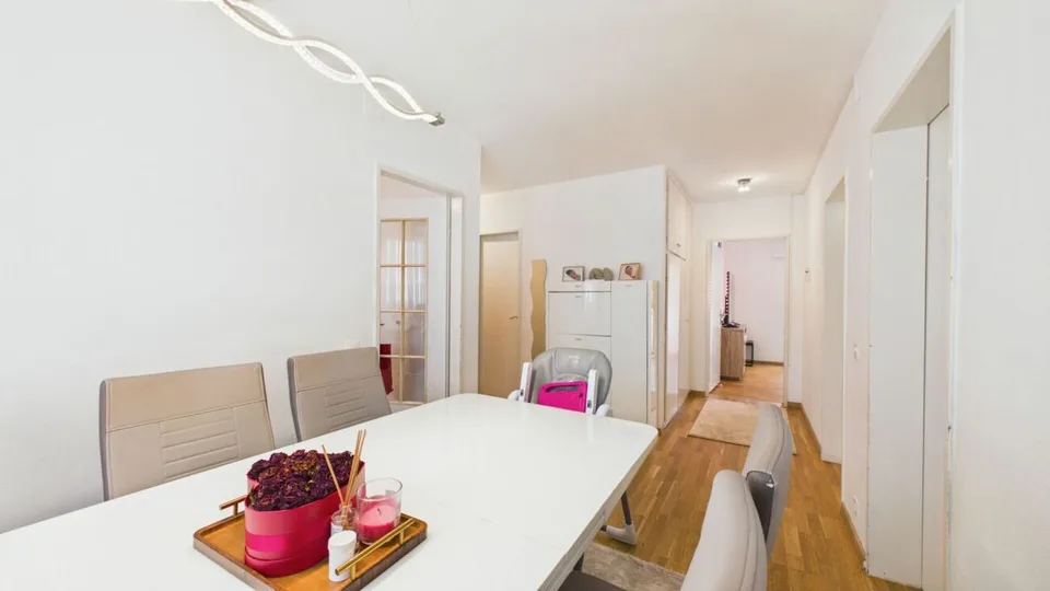 In diritto di costruzione: appartamento 3,5 locali con balcone soleggiato a Dietikon – foto 4 di 10