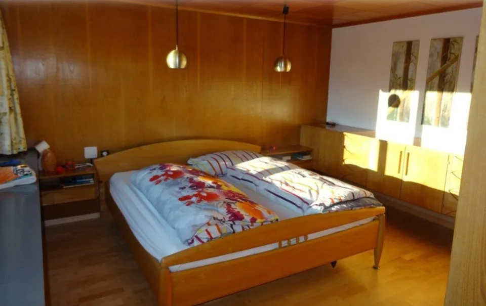 Spacieuse maison unifamiliale de 9,5 pièces à Wattwil à louer - limitée jusqu'à l'automne 2028 – photo 10 sur 23