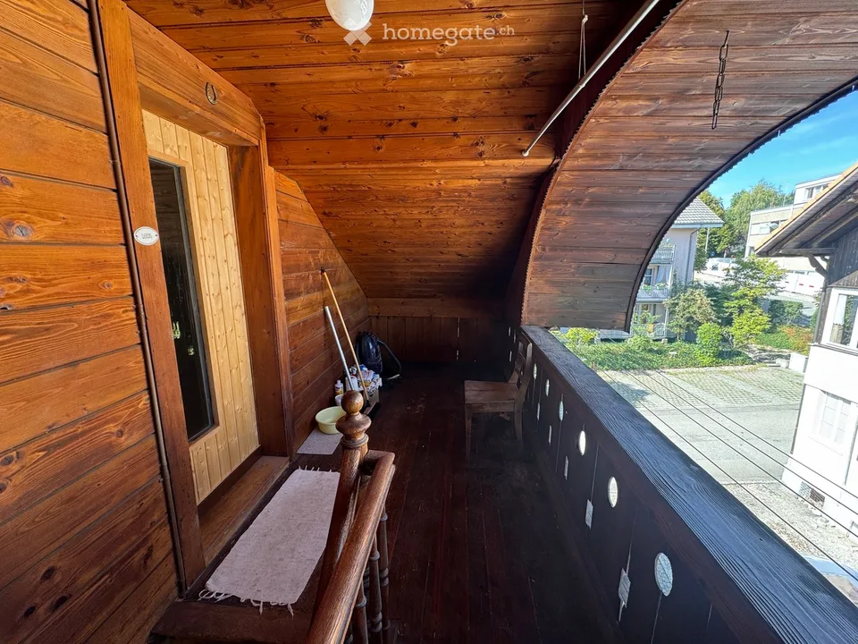 Frisch renovierte Dachwohnung – Foto 8 von 9