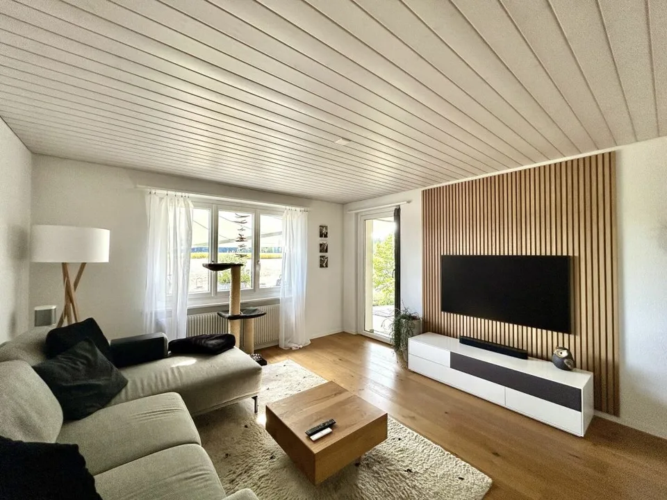 Ruhig und idyllisch in Walliswil bei Wangen , modernisiertes Einfamilienhaus in Top-Zustand! – Foto 2 von 12