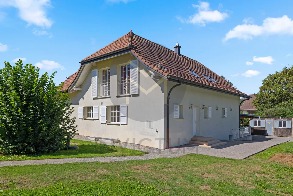 Schönes Anwesen mit 8 Zimmern und unabhängigem Studio in Mouret – Foto 4 von 13