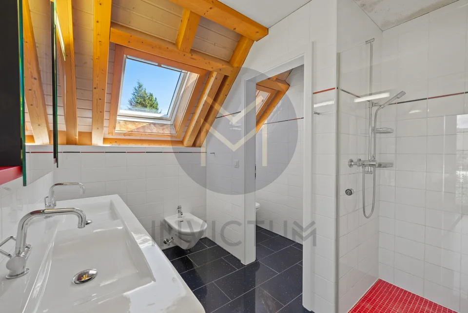 Schönes Anwesen mit 8 Zimmern und unabhängigem Studio in Mouret – Foto 11 von 13