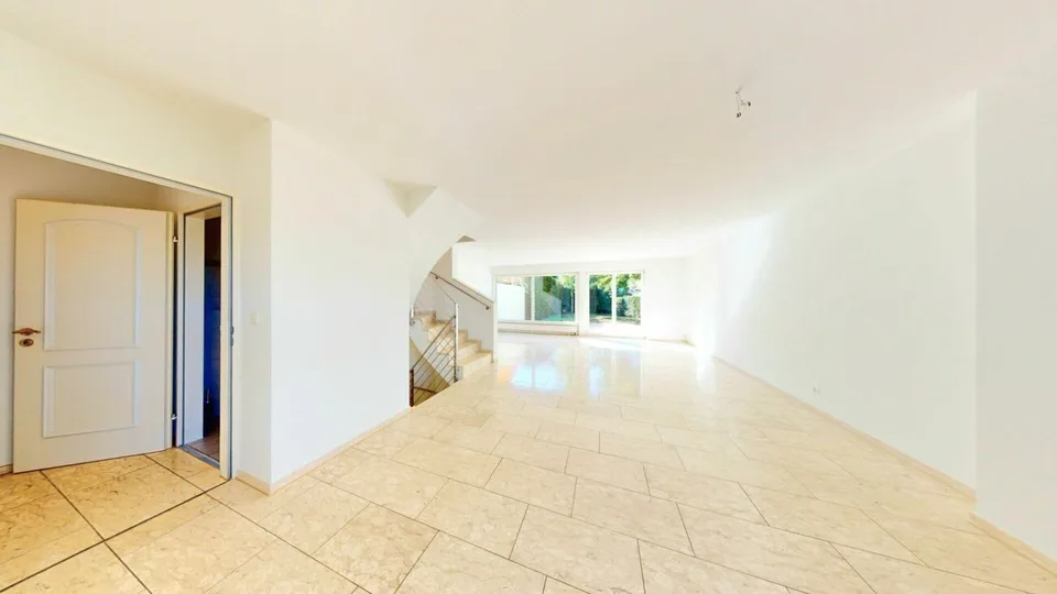Ihr neues Familienglück, grosszügiges 5.5 Zimmer Eckhaus mit privatem Garten! – Foto 12 von 21