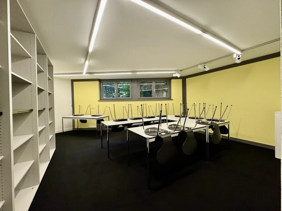 Locale commerciale arredato - affitto all-inclusive incluso spese accessorie e pulizia – foto 6 di 6