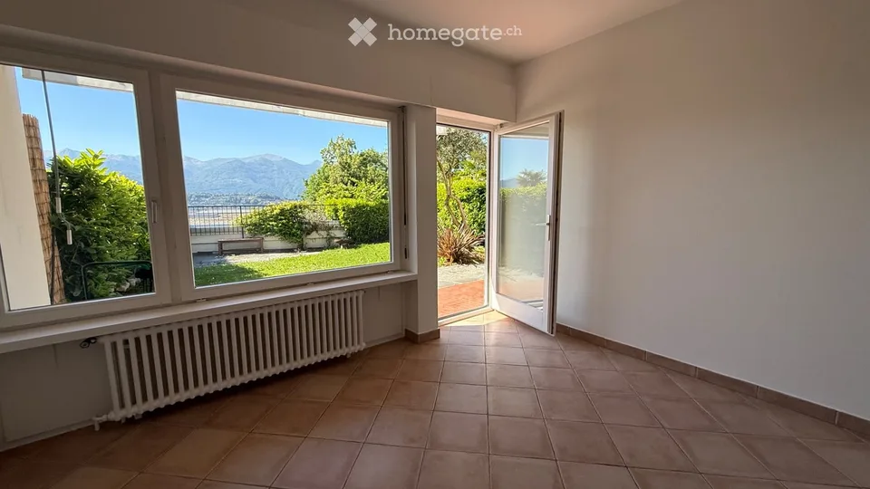 Wohnung mit 4 Zimmern in Aldesago, renoviert, mit Garten – Foto 3 von 5
