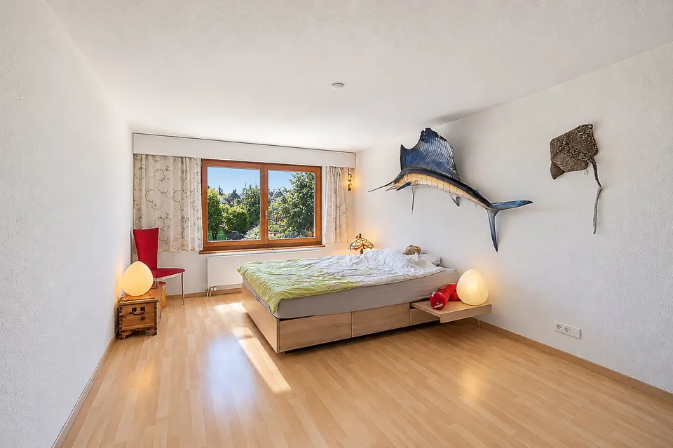 Familienhaus mit Sonnenterrasse und Garten – Foto 18 von 19