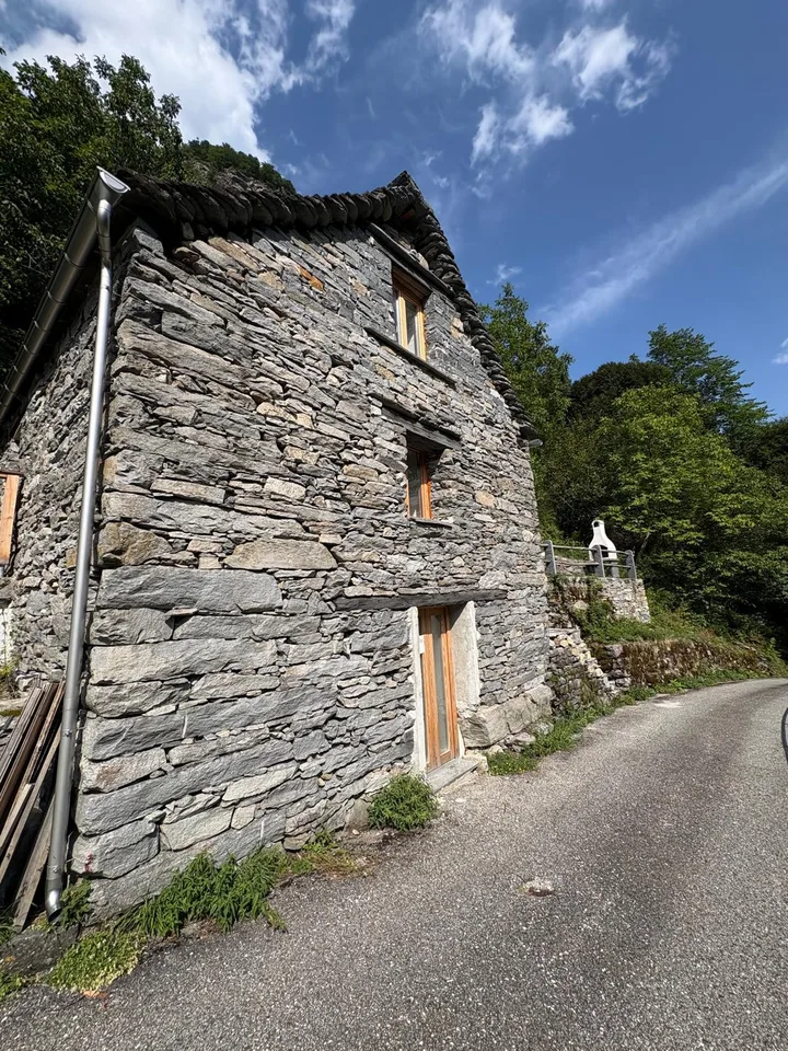 Rustico in pietra a Vergeletto – Charme montano rinnovato in vendita – foto 3 di 22