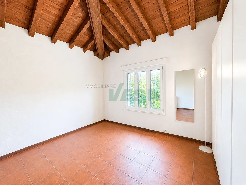 Accogliente casa unifamiliare su un unico piano con ampio giardino – Foto 6 von 13