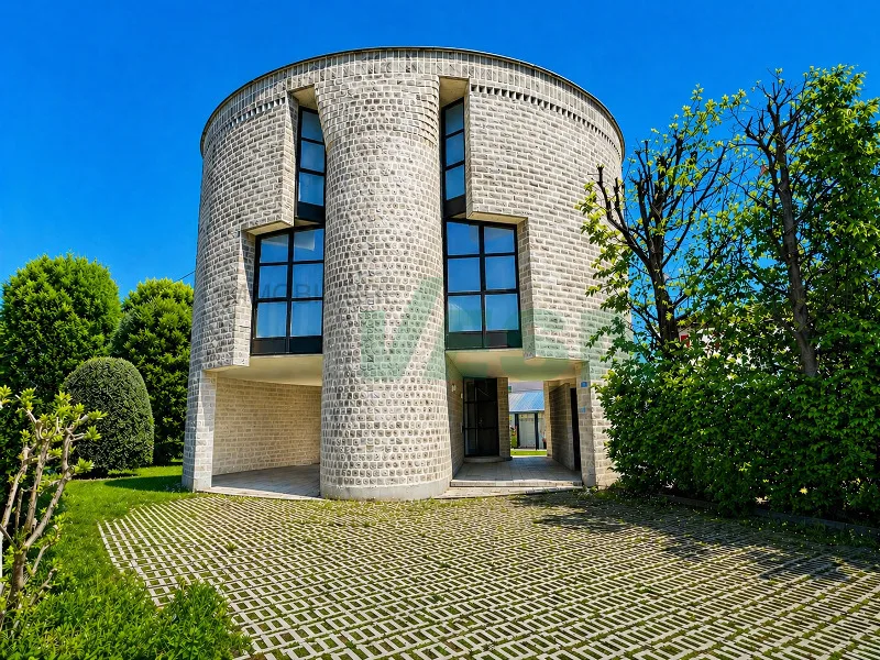 Iconica villa "Casa Rotonda" firmata Mario Botta con bel giardino – Foto 5 von 13