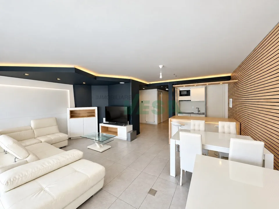 Moderno e luminoso appartamento 2 locali con splendida vista lago – foto 4 di 11