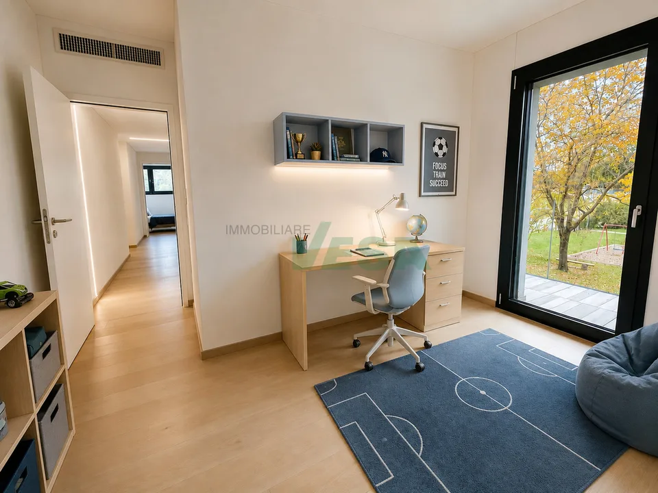 Magnifico attico 4,5 locali con grande terrazza e parziale vista lago – Foto 9 von 11