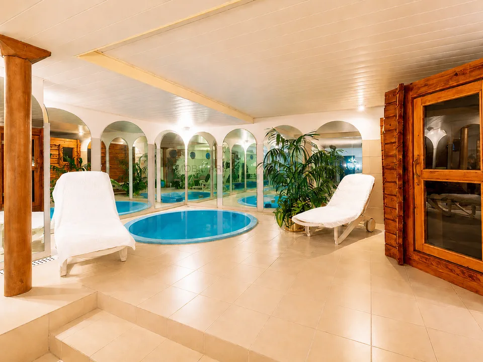 Accogliente villa unifamiliare su un piano con bel giardino e piscina – foto 13 di 13
