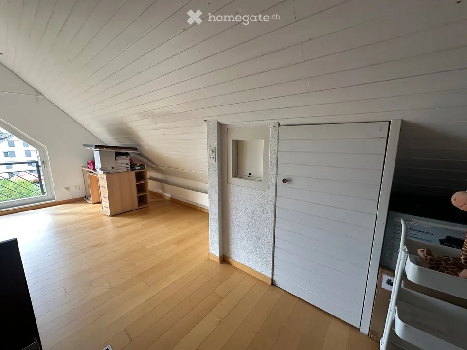Charmante 3.5-Zimmer-Maisonette-Wohnung in Othmarsingen – sofort verfügbar! – Foto 12 von 18