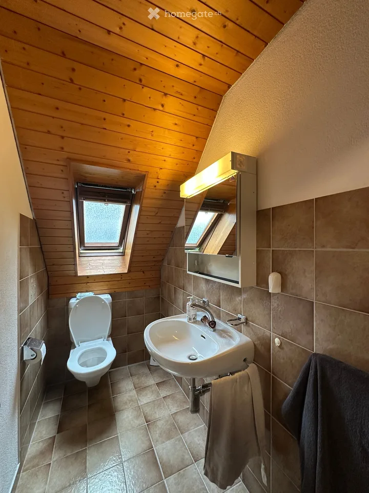 Charmante 3.5-Zimmer-Maisonette-Wohnung in Othmarsingen – sofort verfügbar! – Foto 15 von 18