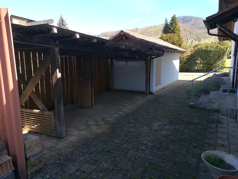 Baisse de prix : maison 5.5pces, env. 120m2, terrain 802m2, avec garage, places de parc, terrasse – Foto 9 von 30