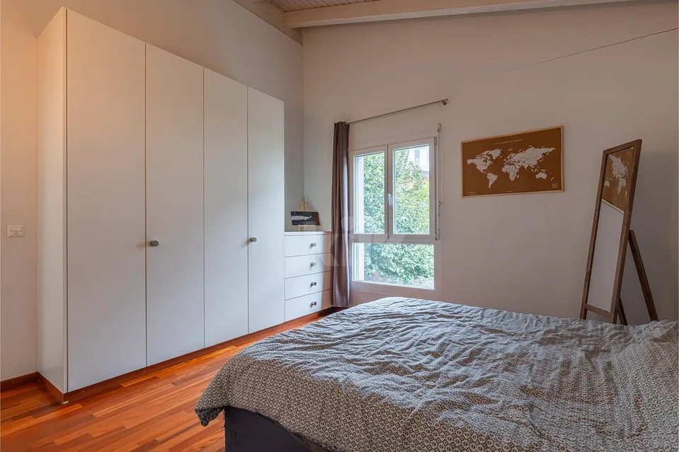 Bello appartamento con ampio balcone e vista sulla pianura – foto 7 di 13