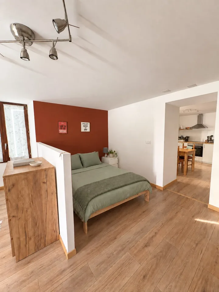 Doppelhaushälfte mit 5.5 + 2 Zimmern in San Vittore – Historischer Charme und Moderner Komfort – Foto 27 von 29