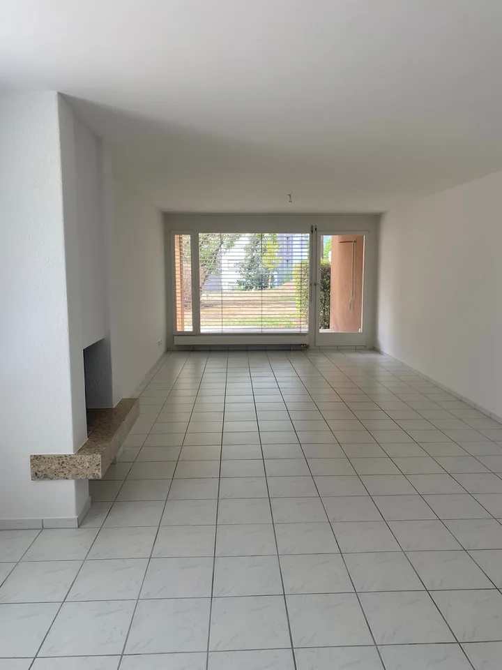 Bright 3.5-room apartment with terrace in Olten – photo 4 of 15