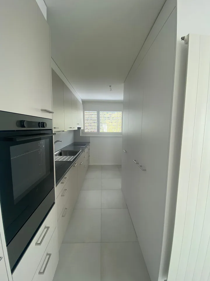 Bright 3.5-room apartment with terrace in Olten – photo 8 of 15