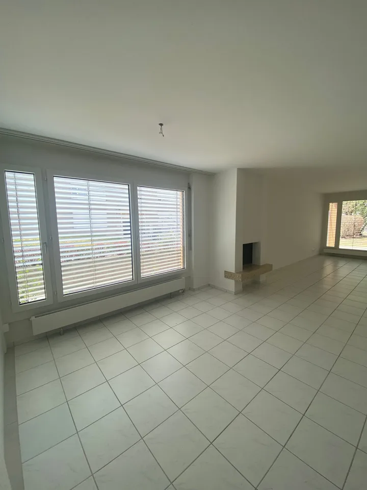 Bright 3.5-room apartment with terrace in Olten – photo 3 of 15