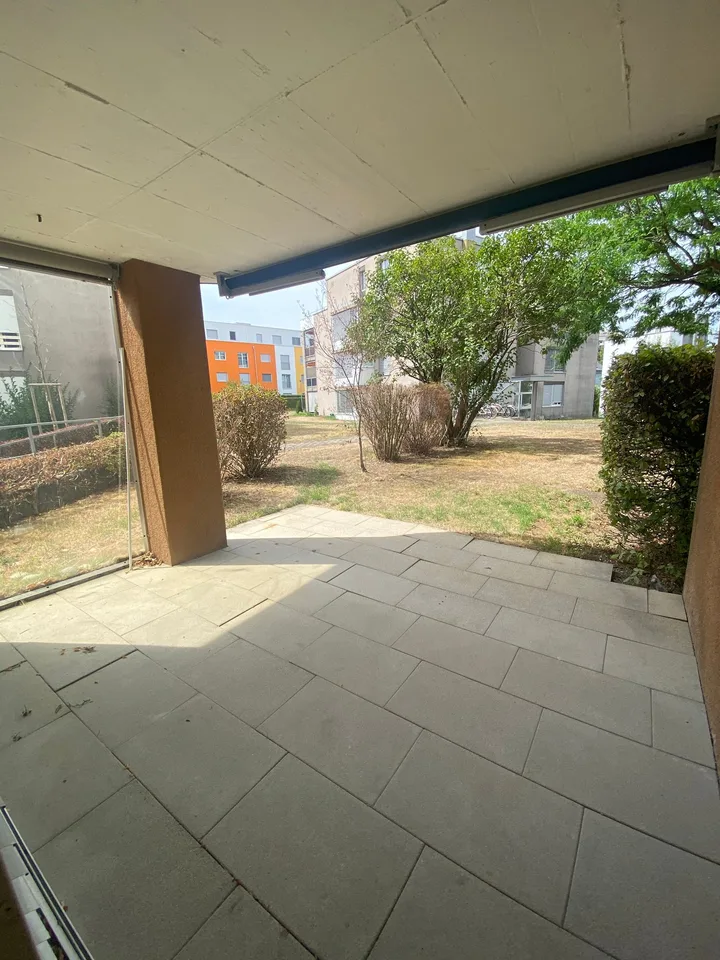 Bright 3.5-room apartment with terrace in Olten – photo 15 of 15
