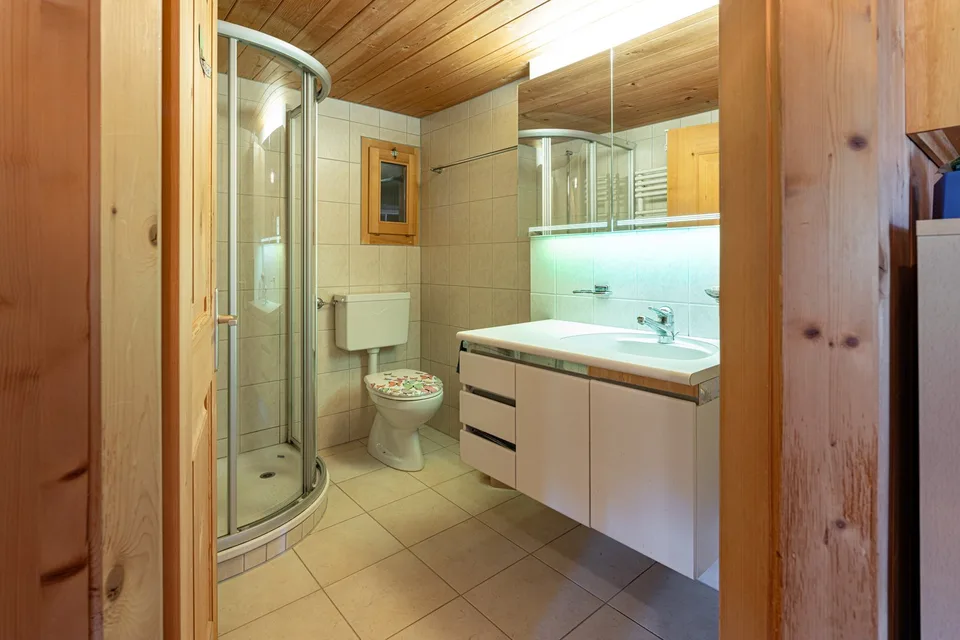 9 Zimmer Einfamilienhaus in St. Antönien – Foto 8 von 10