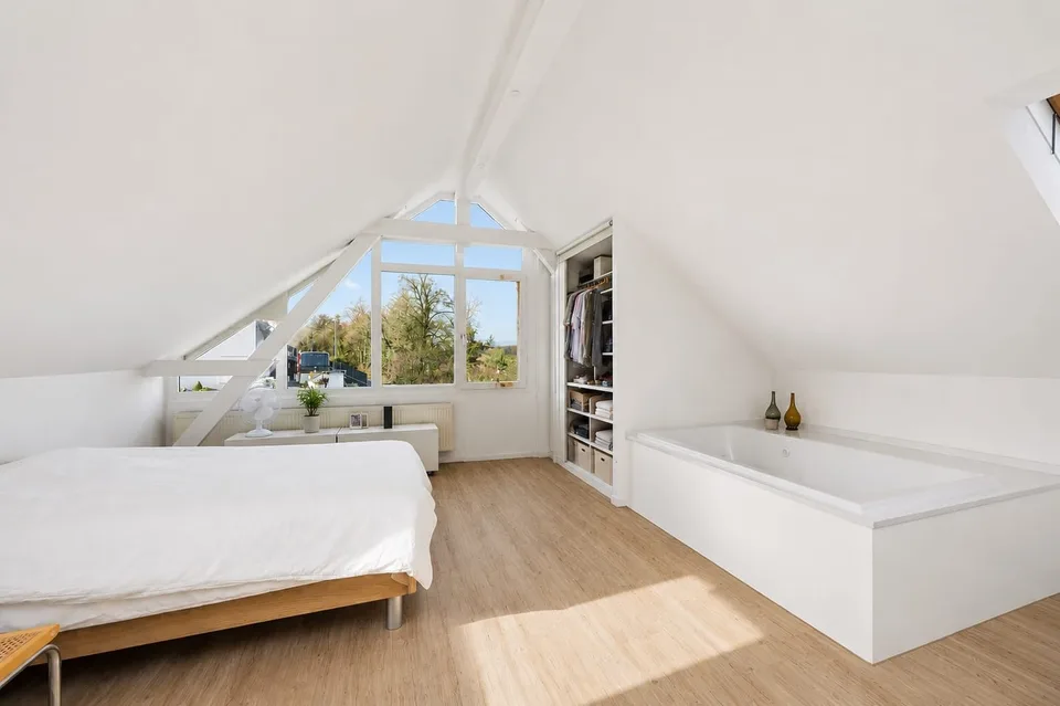 Votre nouvelle maison : située au calme, spacieuse et pleine de possibilités ! – photo 7 sur 13