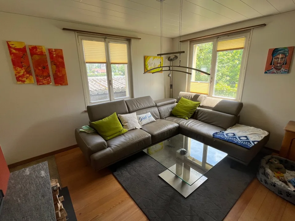 Maison unifamiliale dans un quartier calme avec des connections de transport en commun optimales. – photo 8 sur 30