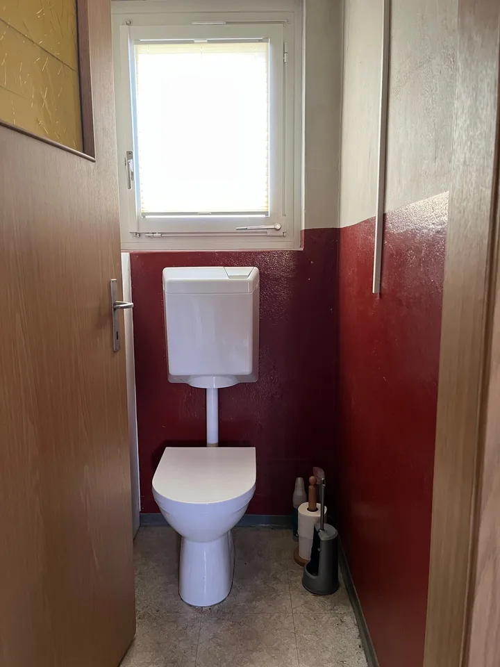 Maison unifamiliale dans un quartier calme avec des connections de transport en commun optimales. – photo 11 sur 30