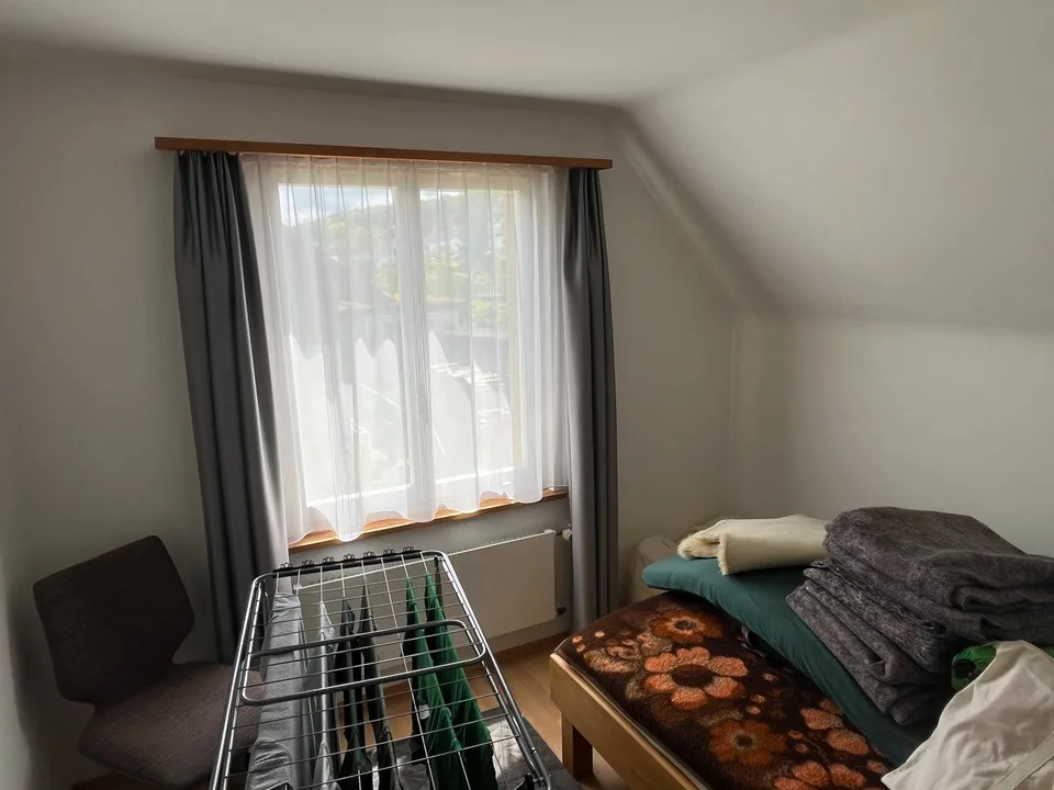 Maison unifamiliale dans un quartier calme avec des connections de transport en commun optimales. – photo 15 sur 30