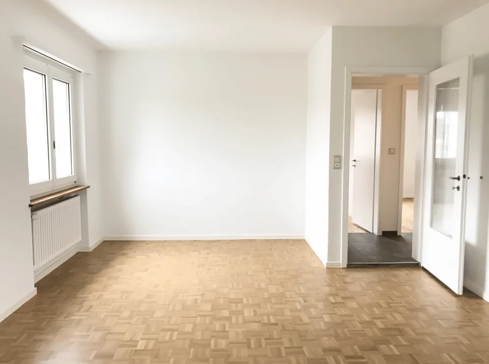 Helle 4-Zimmerwohnung gleich neben dem Kantonsspital Aarau – Foto 3 von 11