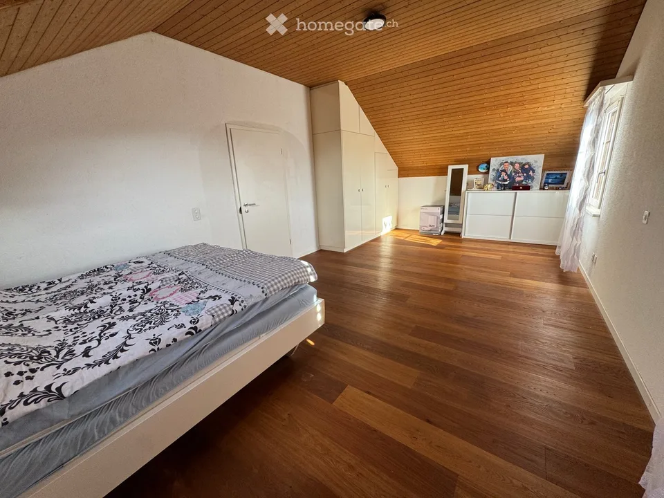 Freistehendes Einfamilienhaus in Aristau mit traumhaften Weitblick und viel Potential – Foto 12 von 30
