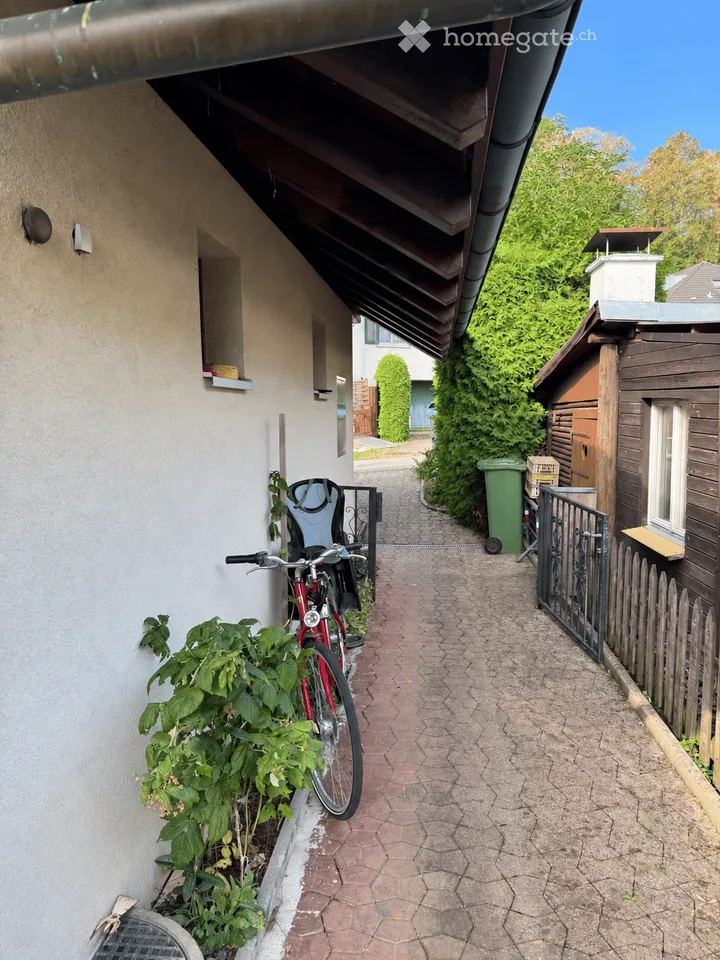 Freistehendes Einfamilienhaus in Aristau mit traumhaften Weitblick und viel Potential – Foto 28 von 30