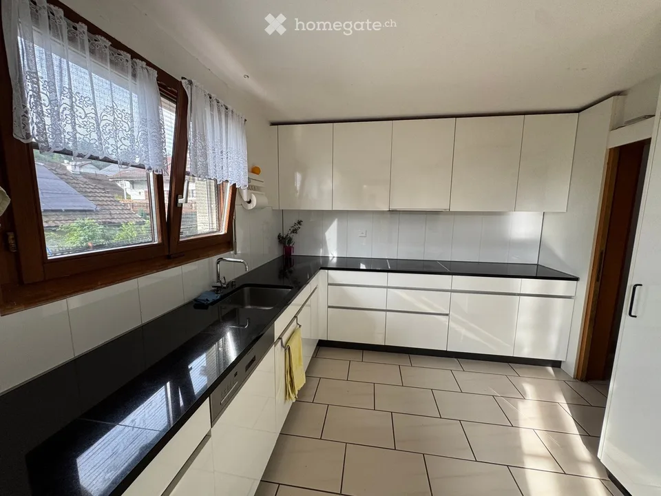 Freistehendes Einfamilienhaus in Aristau mit traumhaften Weitblick und viel Potential – Foto 6 von 30