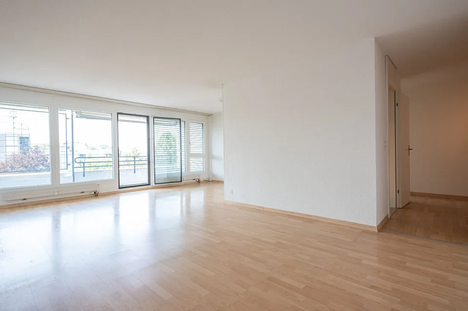 Helle 4.5-Zimmer-Wohnung mit Balkon in Muri bei Bern kaufen – Foto 8 von 13