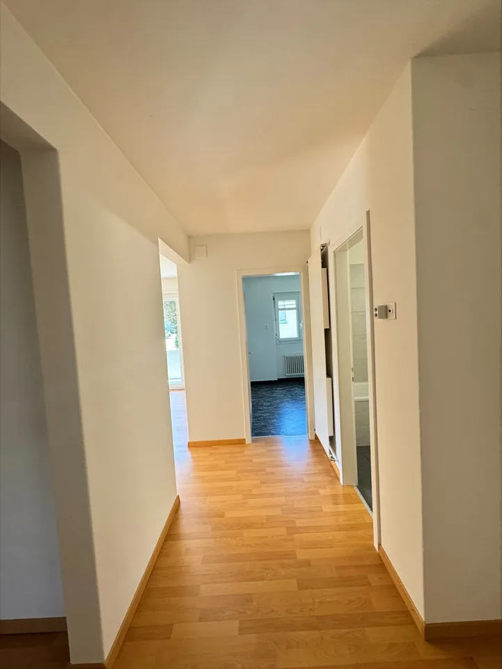 Renovierte 3.5-Zimmerwohnung an ruhiger Lage – Foto 5 von 9
